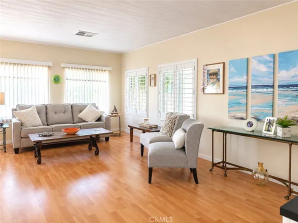 303 Magpie Ln, Fountain Valley, CA 92708