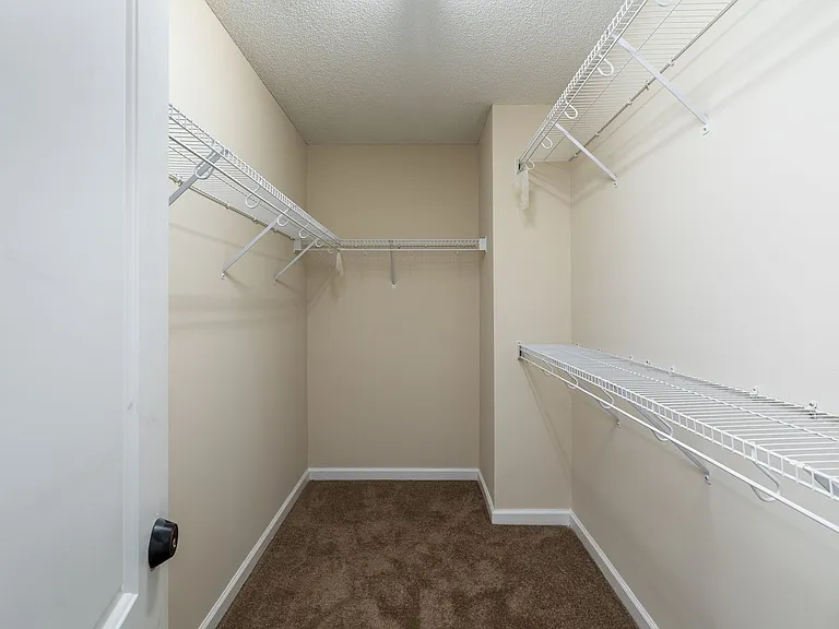 3804 Raintree Dr — Photo 9