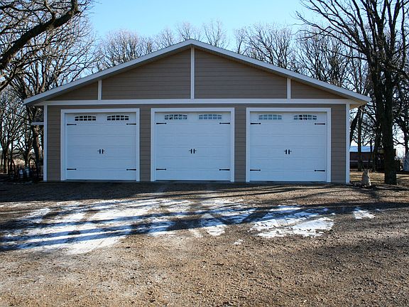 2nd image of 9631 County Road 110 SE