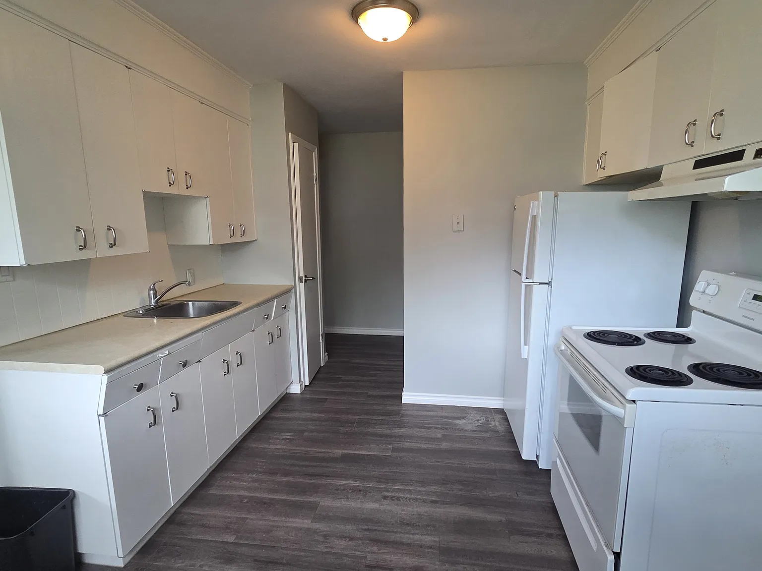 1 bed, 840 sqft, $1,500 — Photo 2