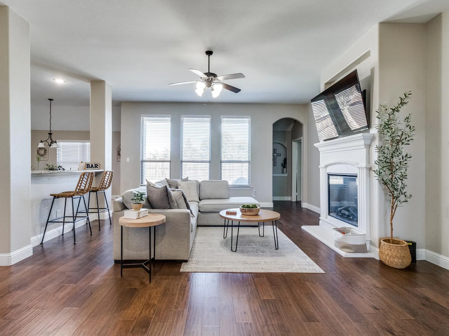 108 Landsdale Cir — Photo 3