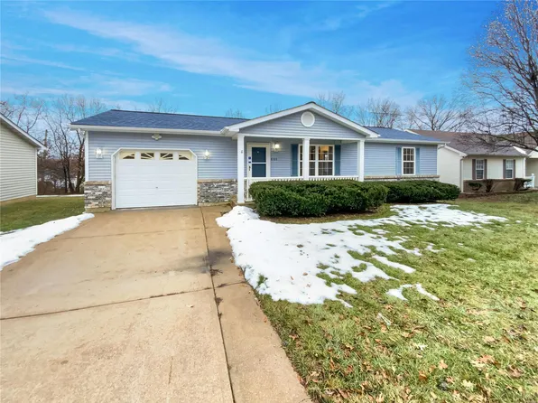 312 Juanita St, Troy, MO 63379