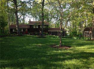 4129 Schumacher Rd, High Ridge, MO 63049