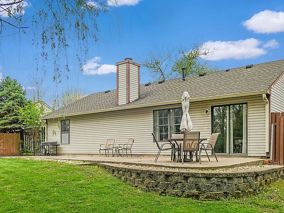 4th image of 7157 Carrie Dr