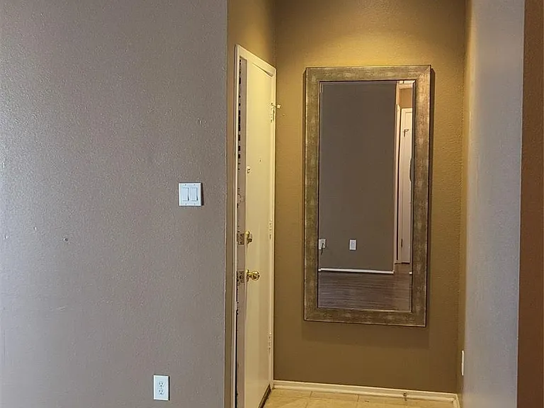10049 Westpark Dr #123 — Photo 13