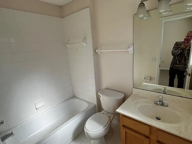 1188 Gano Ave #200 — Photo 11