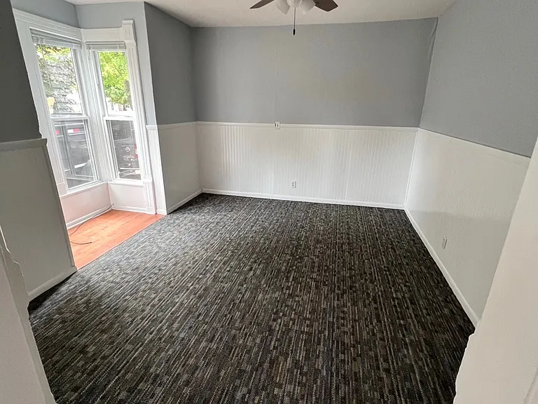 320 W Henry St #2 — Photo 9