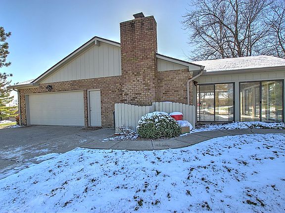 4th image of 7765 Rolling Meadows Dr
