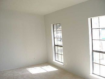 3rd image of 5013 Strickland Ave