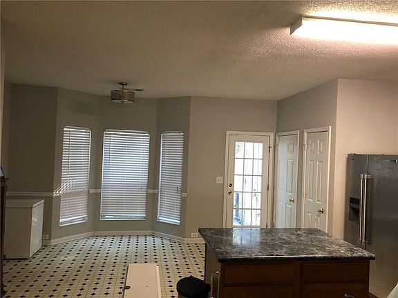 5th image of 2753 Parkway Cv