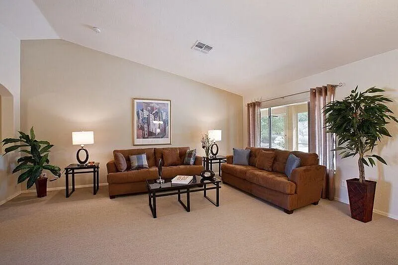 W Verde Ln, Goodyear — Photo 2