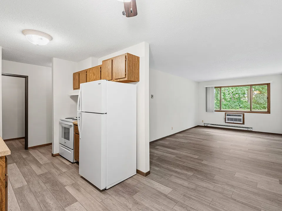 Laurel Place Apartments