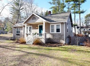 2 Carver St, Halifax, MA 02338