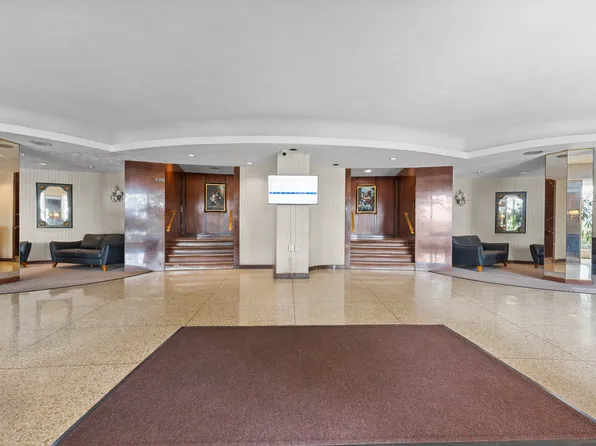 61-20 Grand Central Parkway image 16 of 18