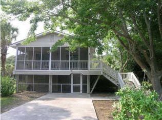 218 E Ashley Ave #A, Folly Beach, SC 29439