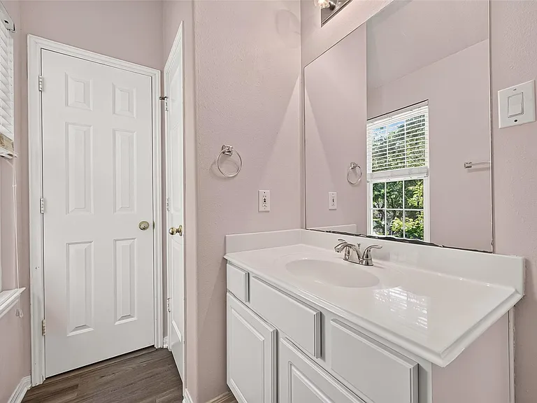 1415 Kennewick Ct — Photo 36