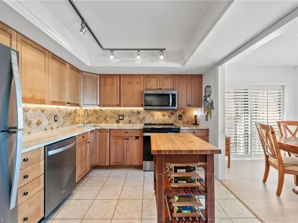 426 Meadowlark LN #426B, NAPLES, FL 34105