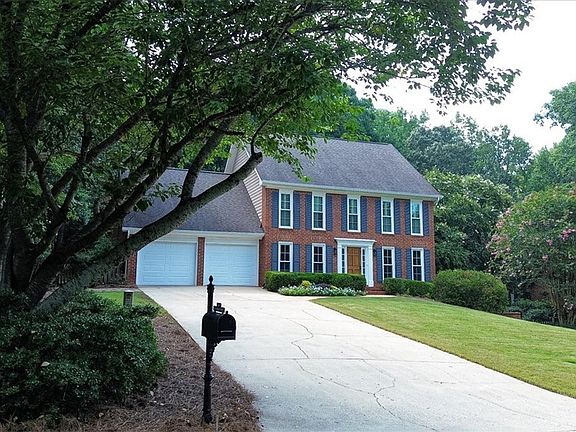 3rd image of 121 Ashbrook Drive