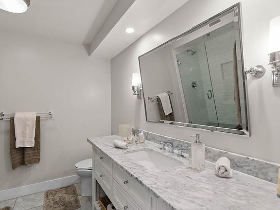 4th image of 1810 Avenida Del Mundo Unit 305