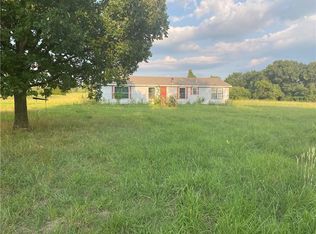 19750 Shady Grove Rd, Gentry, AR 72734