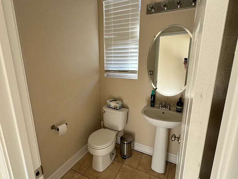 1237 Tule Dr — Photo 17