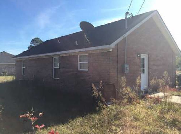 2nd image of 138 Blount St