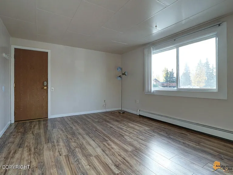 5215 E 26th Ave #6 — Photo 8