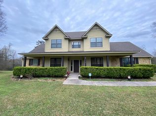 21 Ranch Rd, Willis, TX 77378