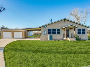 10240 New Sulphur Springs Rd, San Antonio, TX 78263