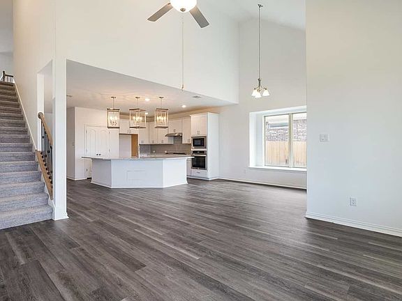 Magnolia - Family Room