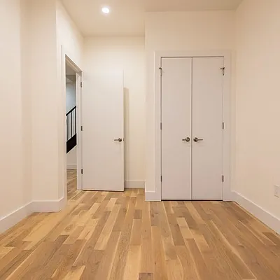 Rented by Nooklyn NYC LLC | media 1