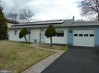 263 Yorkshire Rd, Fairless Hills, PA 19030