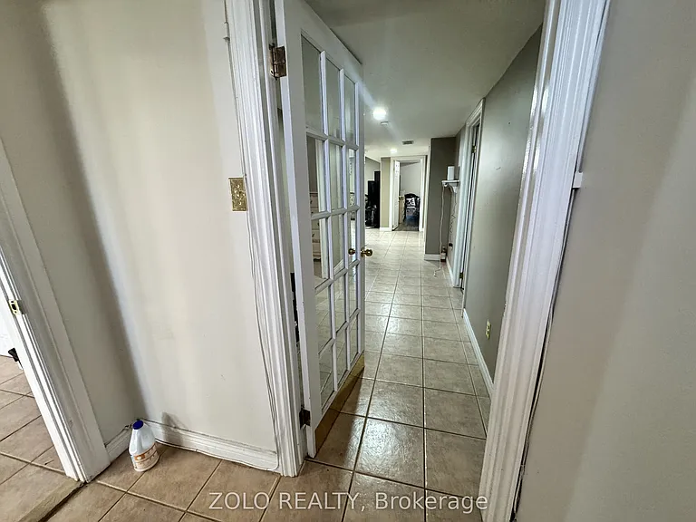 59 Colin Cres #BASEMENT — Photo 3