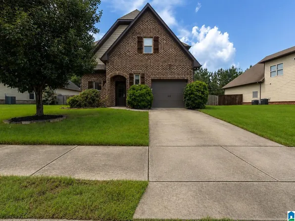 1095 Springfield Dr, Chelsea, AL 35043