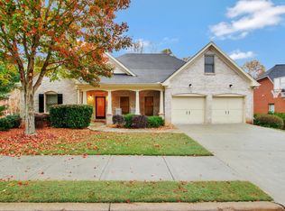 1030 Grace Hill Dr, Roswell, GA 30075