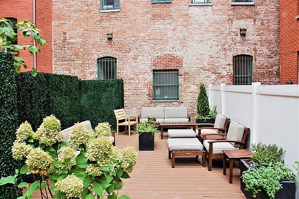 Rented by Living New York | media 6