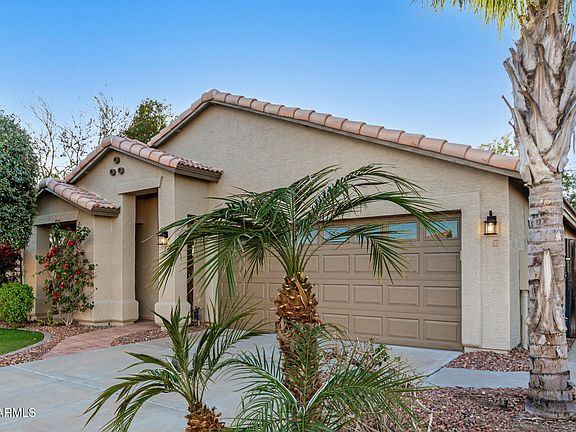 3rd image of 15660 N 137TH Avenue