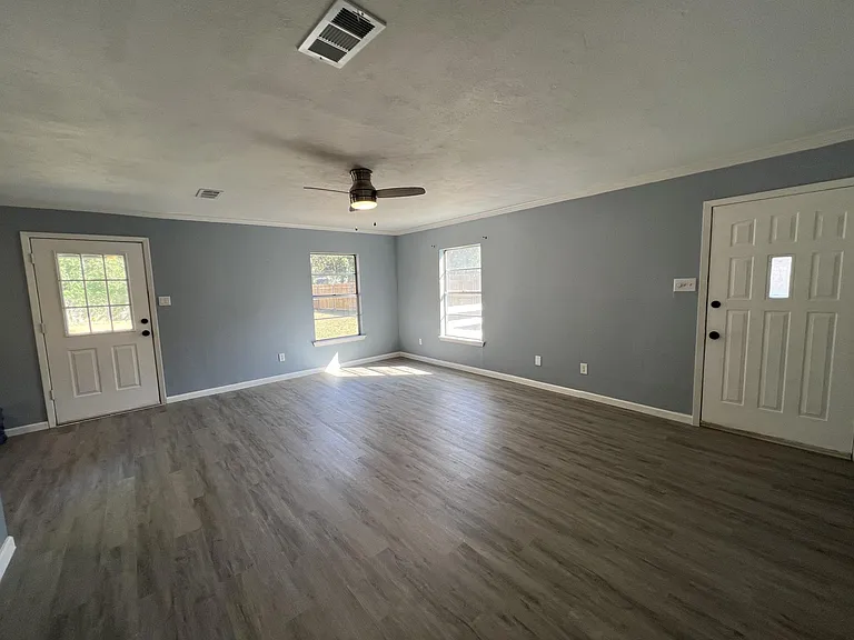 3112 Pueblo Trl — Photo 2