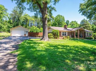 606 3rd Street Pl SW, Conover, NC 28613