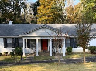 416 Ferndale Dr SW, Mableton, GA 30126