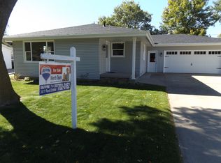 2901 S Jackson St, Appleton, WI 54915