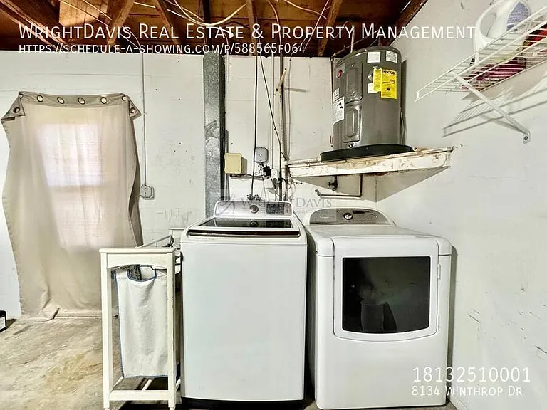 8134 Winthrop Dr — Photo 32
