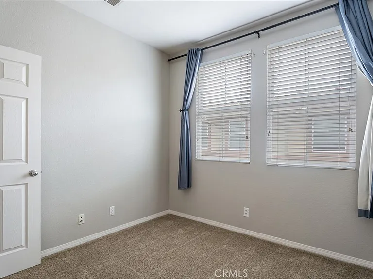 132 Principia Ct — Photo 40