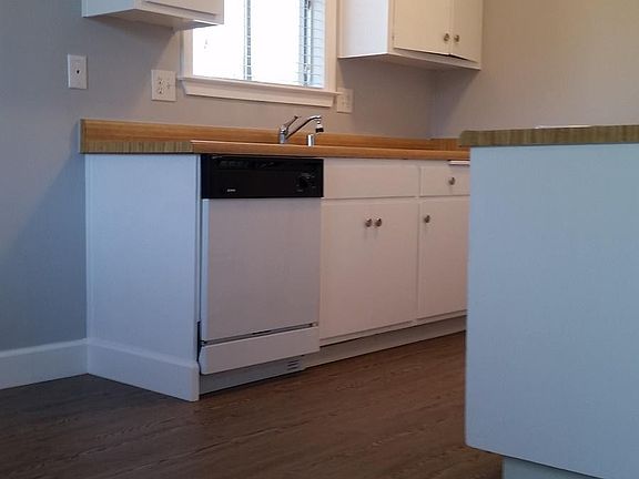 4th image of 1117 Olive Ave