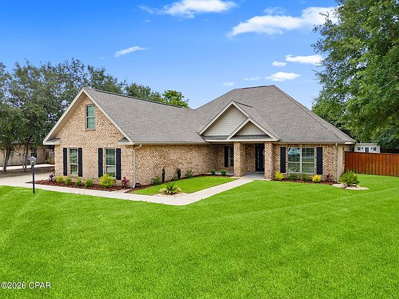 3rd image of 126 Lake Merial Blvd