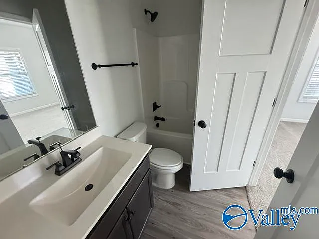 118 Kretzer Ct — Photo 14
