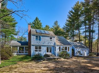 494 Station Rd, Amherst, MA 01002