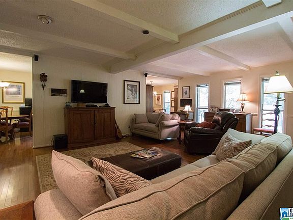 4th image of 1117 Mountain Oaks Dr