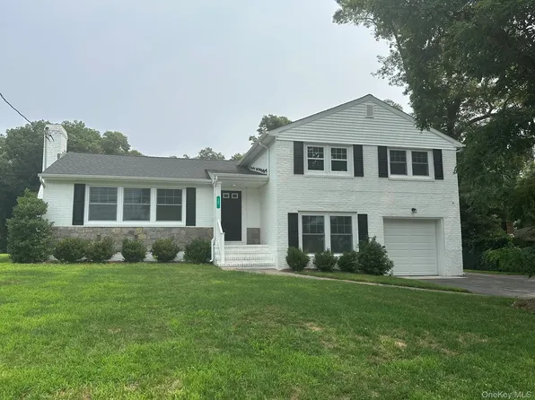 121 W Main Street, Kings Park, NY 11754