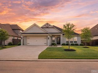 1736 Blanco Bend Dr, College Station, TX 77845